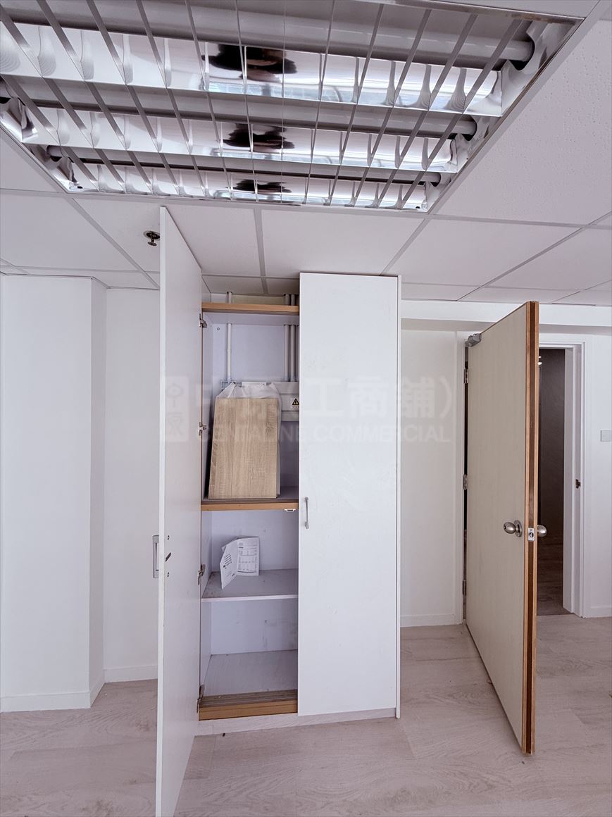 photo materials about lockhart centre | office listing | centaline commercial