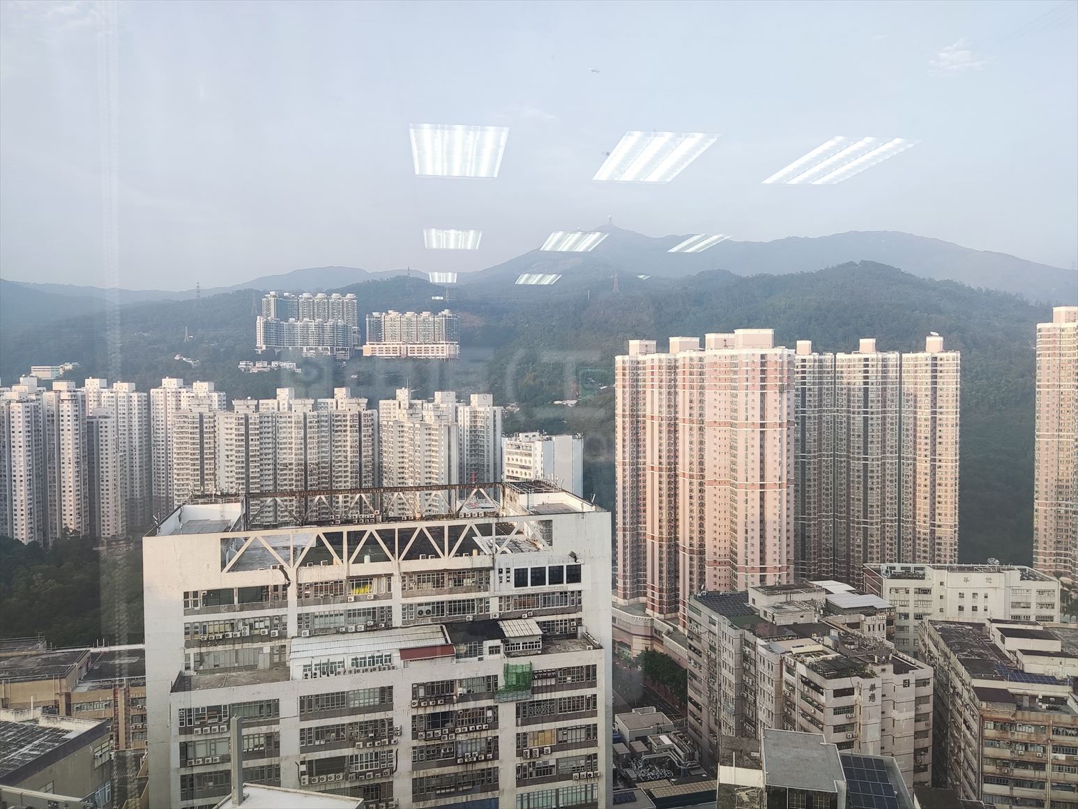 皇廷廣場的相片資料｜工商樓盤｜中原工商舖