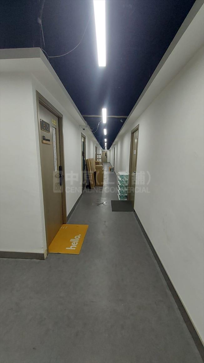 photo materials about luen ming hing factory building | industrial listing | centaline commercial